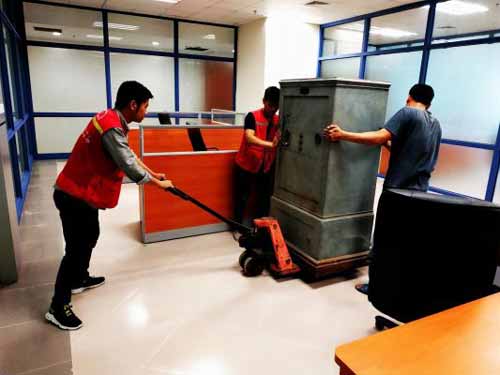 Thành Hưng chuyển két sắt